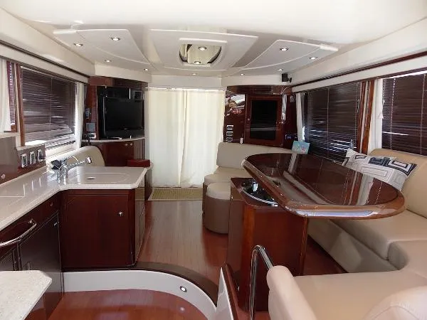 Slide: The Image of Sea Ray 520 Sedan Bridge 2009 - 6