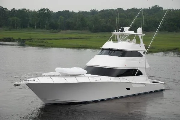Slide: The Image of Viking 82 Enclosed Bridge with Skybridge BR8533 2010 - 0