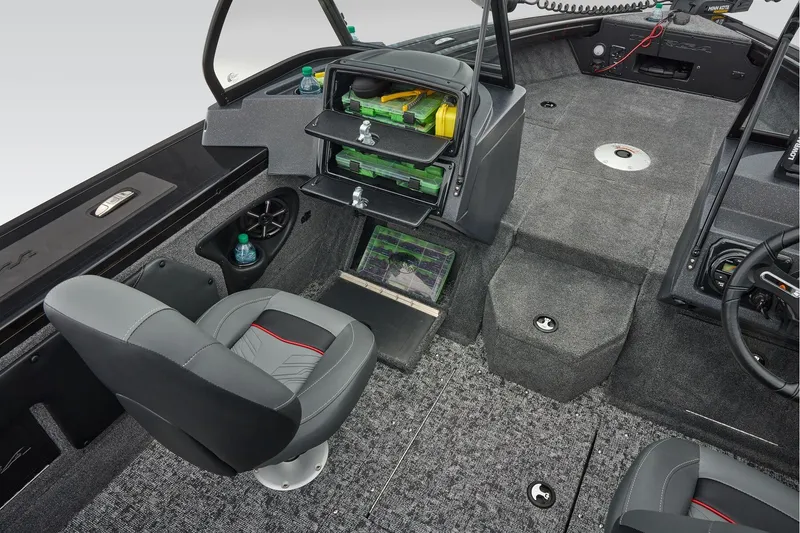 Slide: The Image of Tracker Targa V-19 WT 2026 - 38