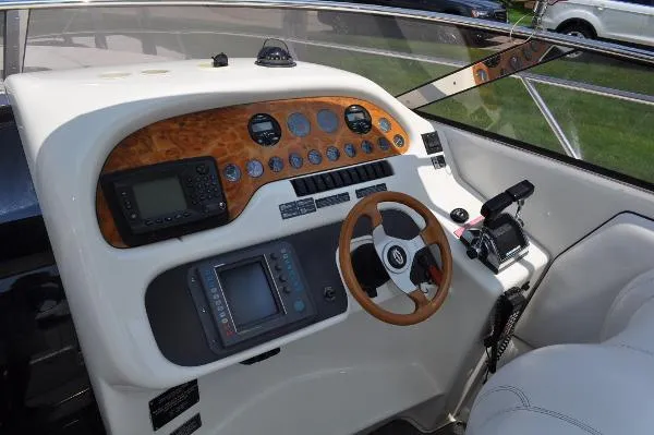 Slide: The Image of Sunseeker 41 TOMAHAWK 1995 - 7