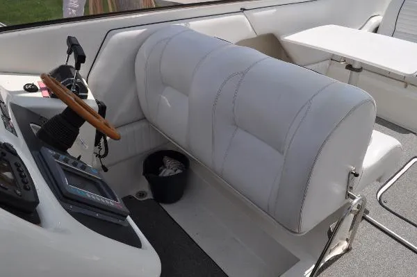 Slide: The Image of Sunseeker 41 TOMAHAWK 1995 - 9