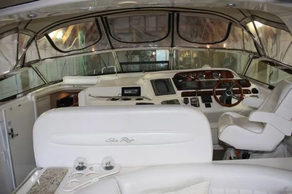 Slide: The Image of Sea Ray 450 Sundancer 1996 - 6