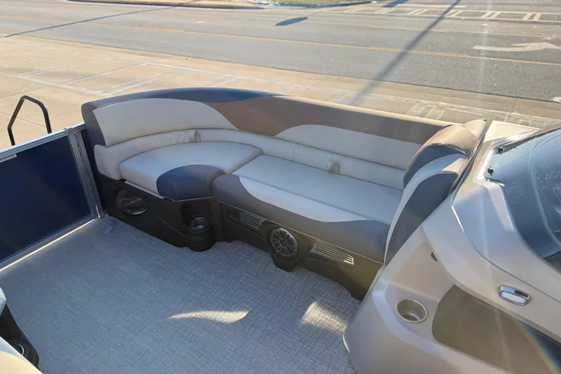 Slide: The Image of 2026 Avalon LSZ Quad Lounger Shift boat interior with plush seating and modern design. - 40