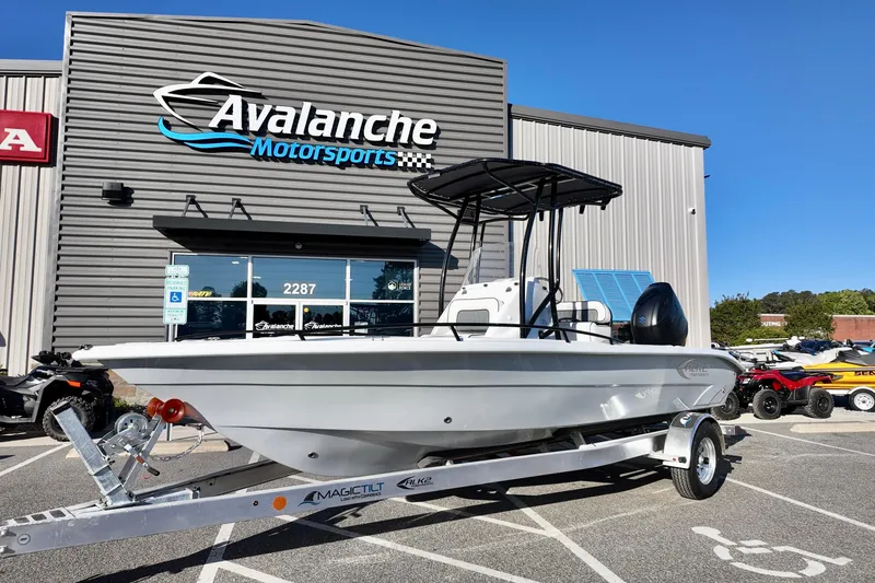 The Image of 2026 ALK2 Powerboats 23 CRX displayed at Avalanche Motorsports dealership. - 0