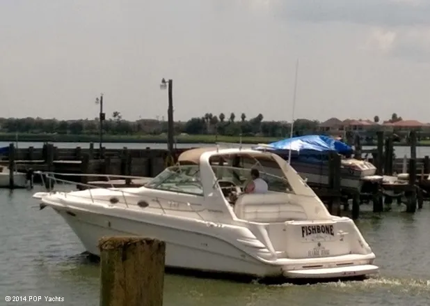 Slide: The Image of Sea Ray 330 Sundancer 1998 - 1