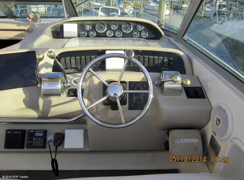 Slide: The Image of Sea Ray 330 Sundancer 1998 - 7