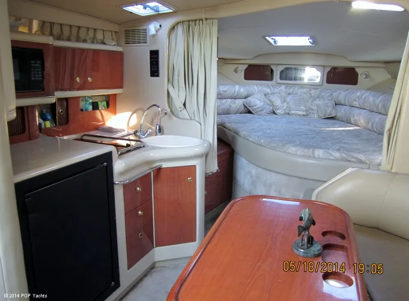Slide: The Image of Sea Ray 330 Sundancer 1998 - 8