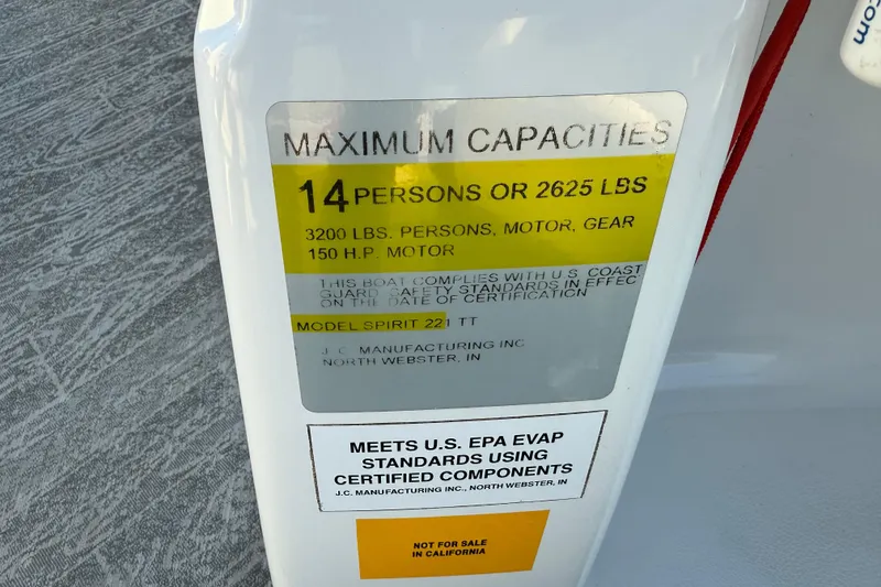 Slide: The Image of 2021 JC Spirit 221TT boat capacity label, 14 persons or 2625 lbs, 150 HP motor. - 20