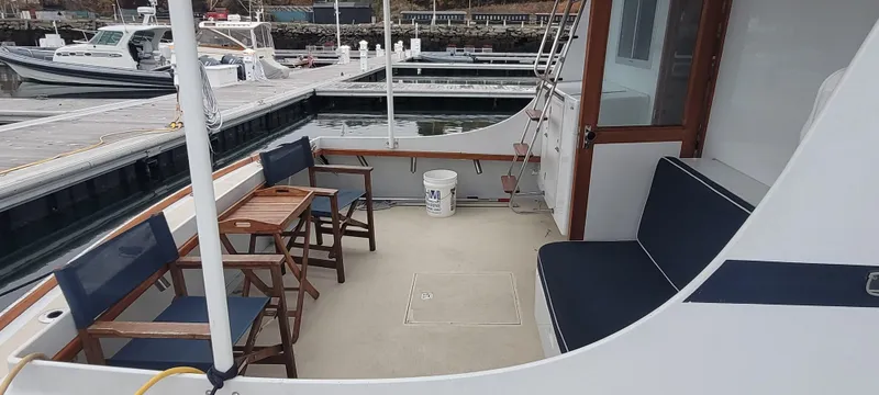 Slide: The Image of Wilbur Duffy 42 Flybridge Cruiser 1989 - 59