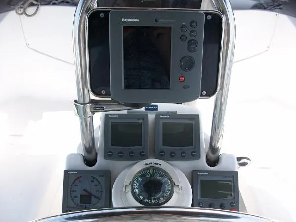 Slide: The Image of Hunter 33 2004 - 3
