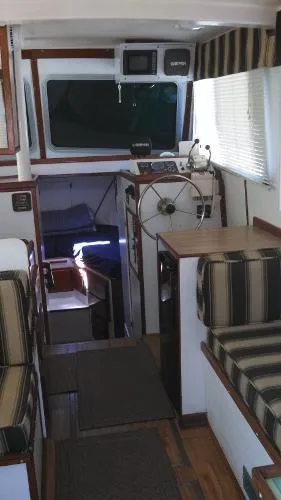 Slide: The Image of Prairie Flybridge Trawler 1979 - 10