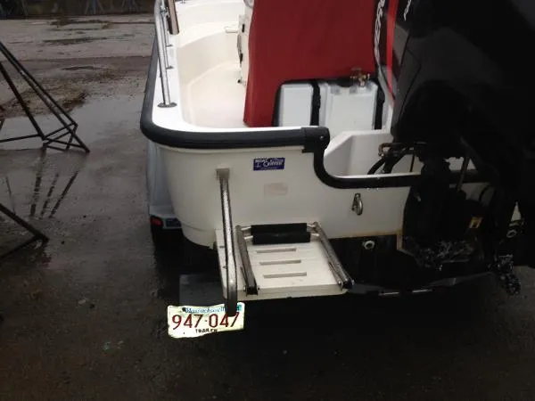 Slide: The Image of Boston Whaler MONTAUK 2002 - 7