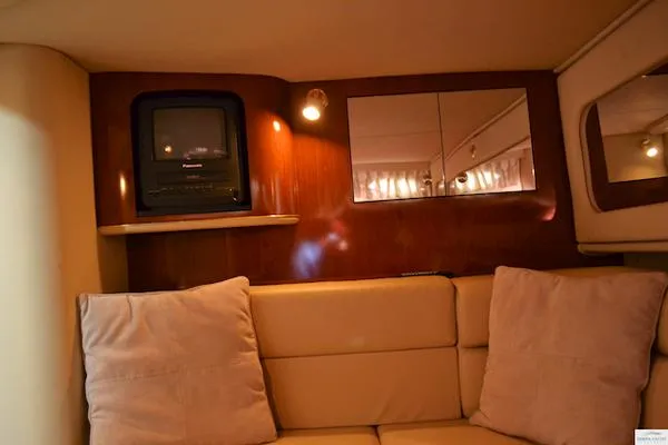 Slide: The Image of Sea Ray 410 Sundancer BR2460 2002 - 11