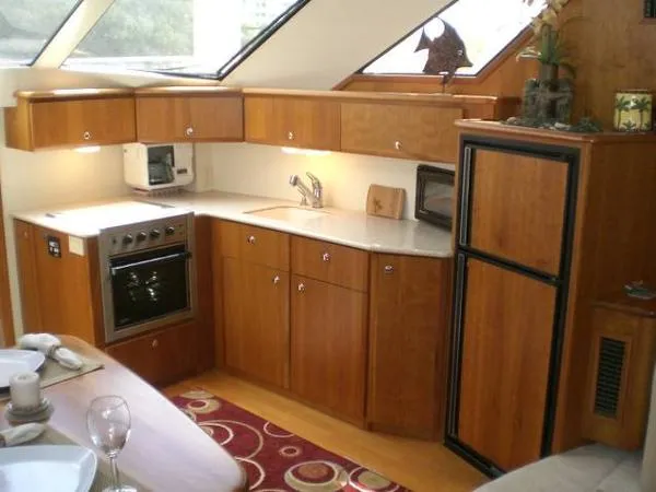 Slide: The Image of Silverton 39 Aft Cabin Motor Yacht BR2394 2001 - 3