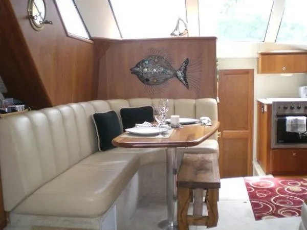 Slide: The Image of Silverton 39 Aft Cabin Motor Yacht BR2394 2001 - 4