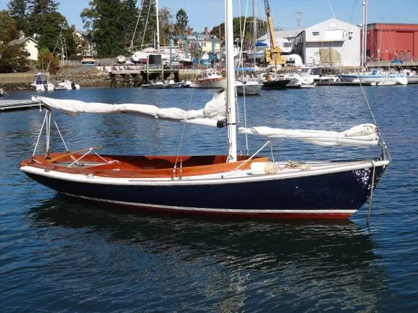 Slide: The Image of Herreshoff Buzzards Bay 14 1991 - 0