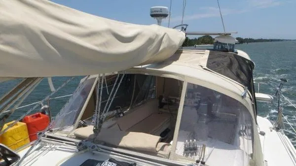 Slide: The Image of Catalina 320 1999 - 7