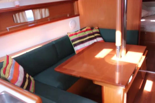 Slide: The Image of Beneteau Oceanis 37 2009 - 2