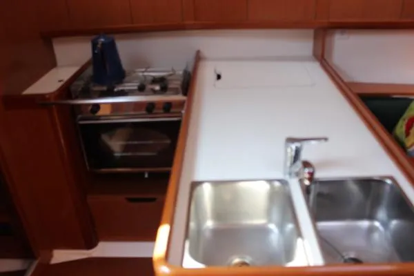 Slide: The Image of Beneteau Oceanis 37 2009 - 5