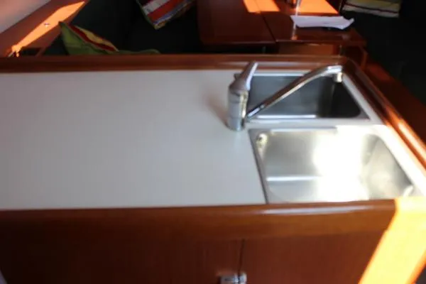 Slide: The Image of Beneteau Oceanis 37 2009 - 6