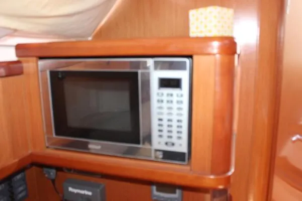 Slide: The Image of Beneteau Oceanis 37 2009 - 9