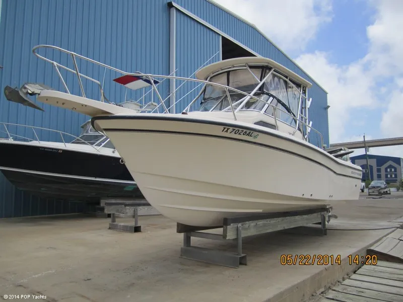Slide: The Image of Grady-White 228 Seafarer 2006 - 8