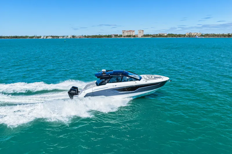 Slide: The Image of Cruisers 42 GLS OB 2026 - 28