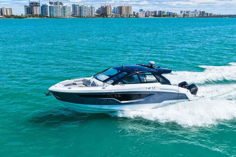 Slide: The Image of Cruisers 42 GLS OB 2026 - 41