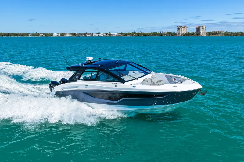 Slide: The Image of Cruisers 42 GLS OB 2026 - 51