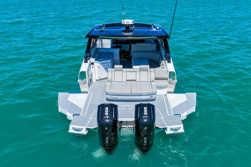 Slide: The Image of Cruisers 42 GLS OB 2026 - 68