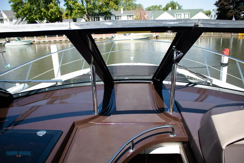 Slide: The Image of Walkthrough Windshield - 40