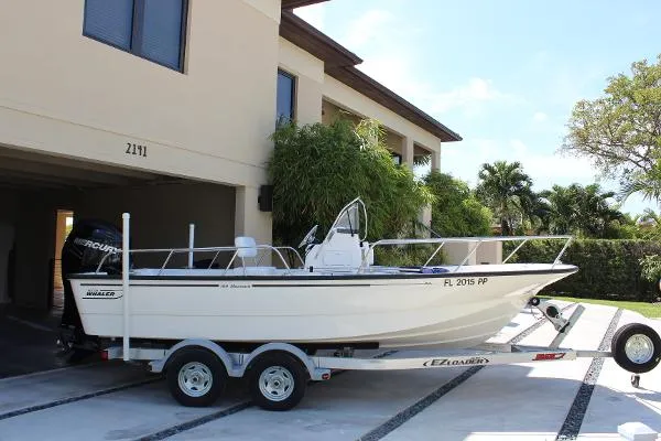 Slide: The Image of Boston Whaler 190 Montauk 2014 - 0