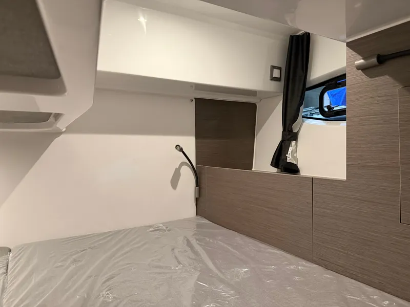 Slide: The Image of Interior of Beneteau Gran Turismo 32 yacht, model year 2025. - 19