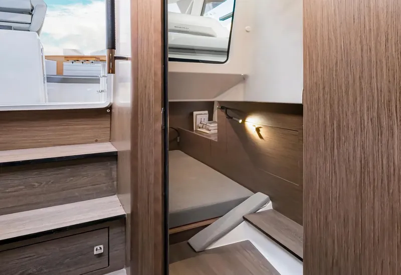 Slide: The Image of Beneteau Gran Turismo 32 2025 - 9