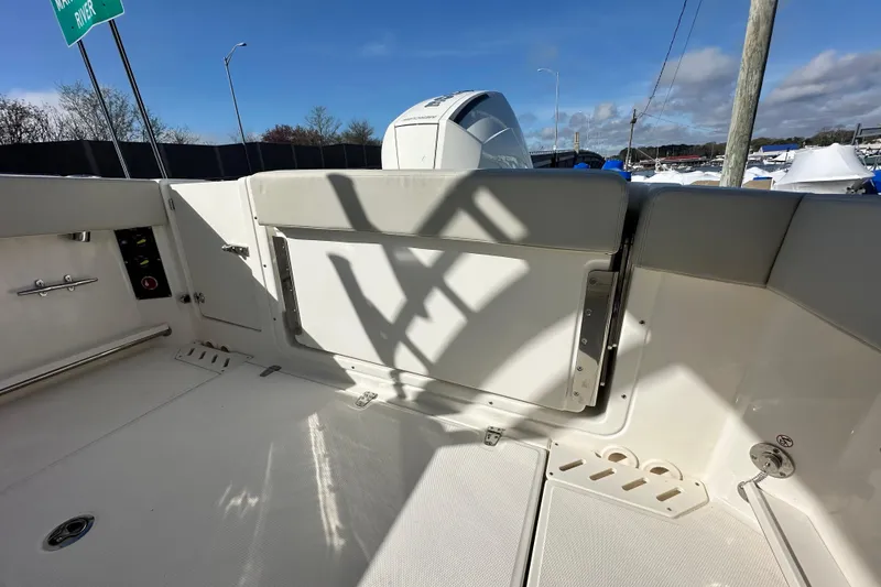Slide: The Image of Interior of 2026 Boston Whaler 240 Vantage with seating area. - 37