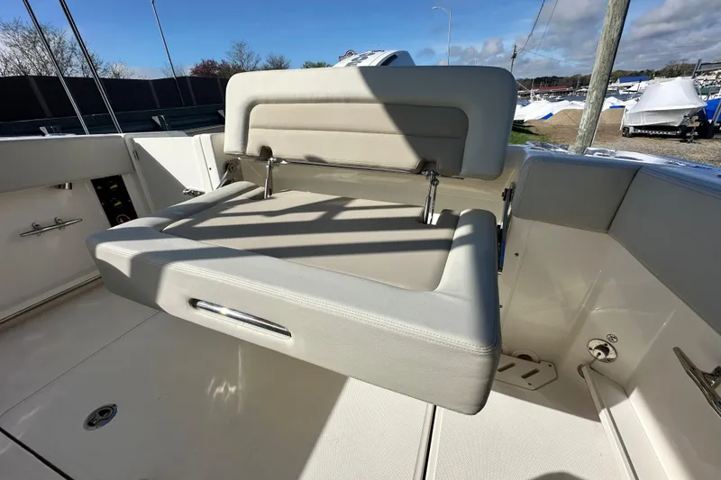 Slide: The Image of Interior of 2026 Boston Whaler 240 Vantage with seating area. - 38
