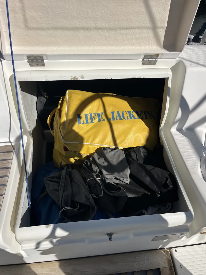 Slide: The Image of Beneteau First 41.5 1993 - 19