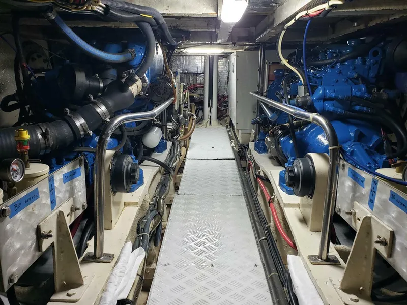 Slide: The Image of Cheoy Lee Sloop 1990 - 57