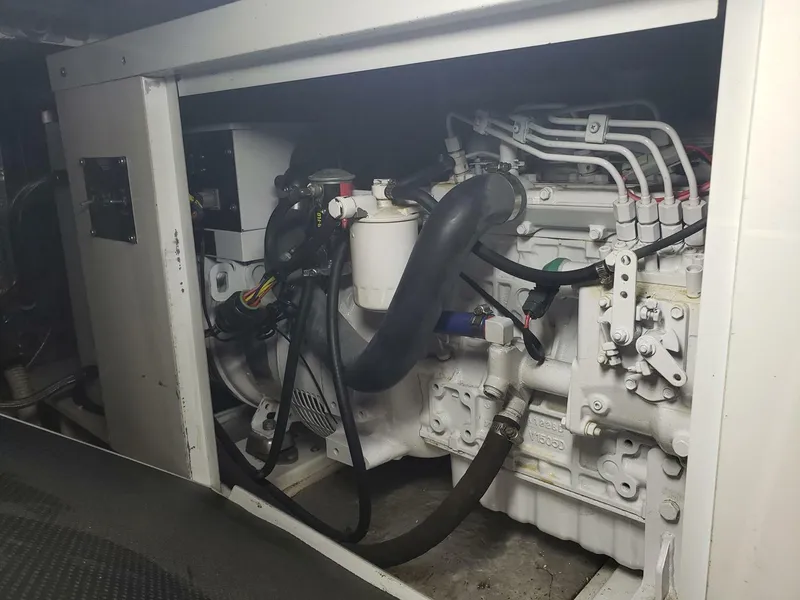 Slide: The Image of Cheoy Lee Sloop 1990 - 66