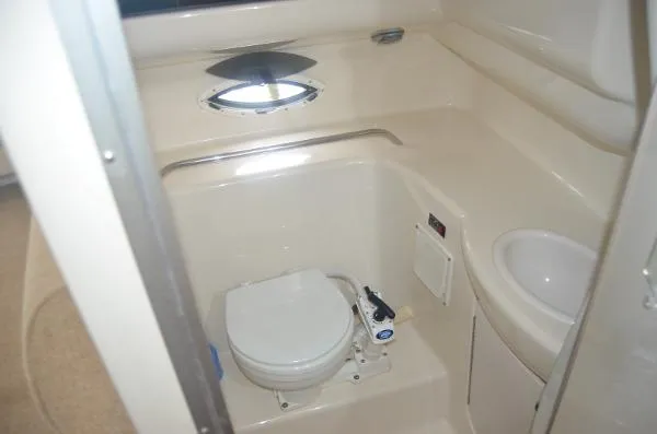 Slide: The Image of Bayliner 2655 Ciera 2001 - 8