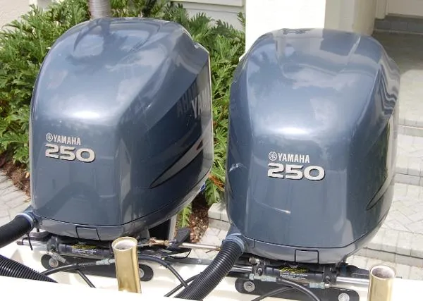 Slide: The Image of Hydra Sport 2900CC 2007 - 9