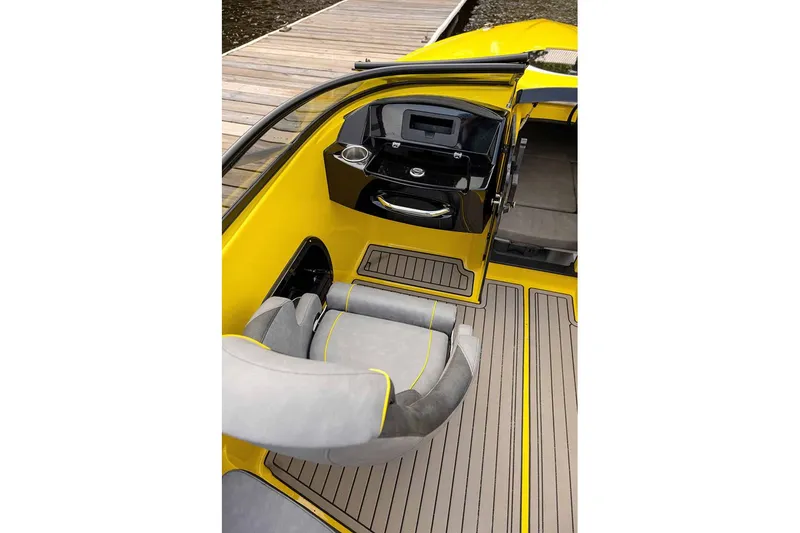 Slide: The Image of Stingray 23 OCX 2025 - 6