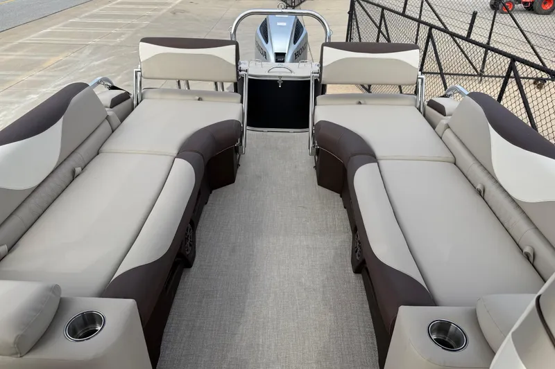Slide: The Image of 2026 Avalon LSZ Quad Lounger Shift boat interior with luxurious seating and modern design. - 28