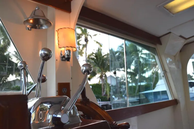 Slide: The Image of Slide opening side windows - 10