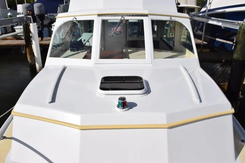 Slide: The Image of Trunk cabin forward deckhouse, note handrails on top - 3
