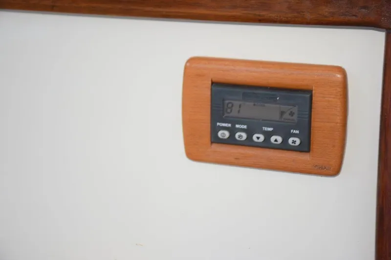 Slide: The Image of Cruisair dockside A/C - 34