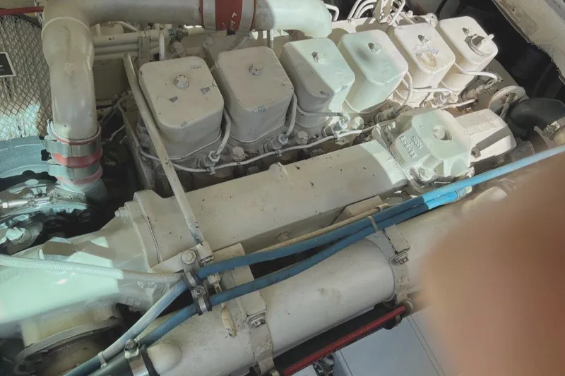 Slide: The Image of Only 688 hours since installed - 55