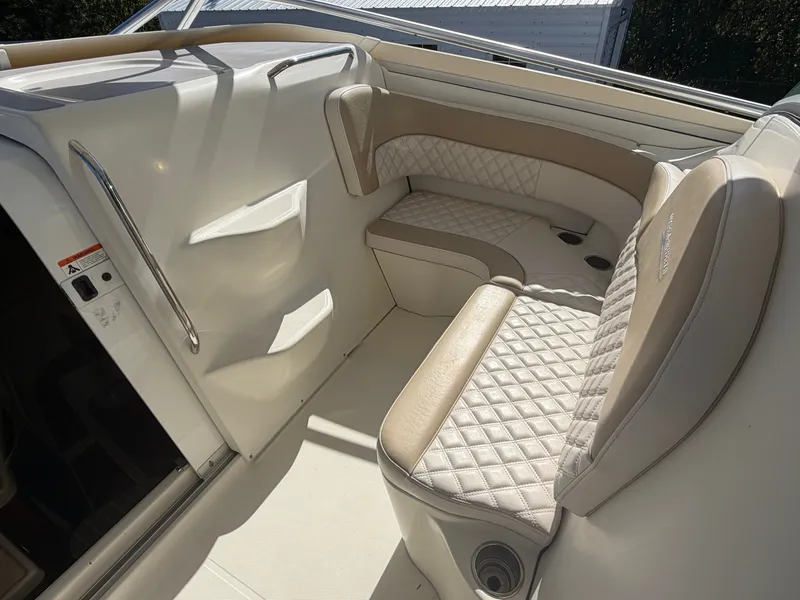 Slide: The Image of Hydra-Sports Vector 3300 VX 2005 - 19