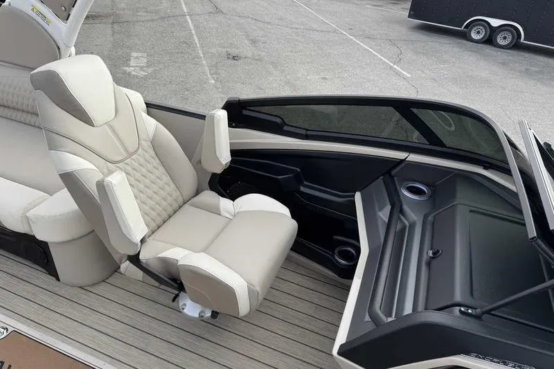 Slide: The Image of 2026 Avalon 2585 27-3 Excalibur LTD QLS pontoon boat with Mercury outboard motor. - 12