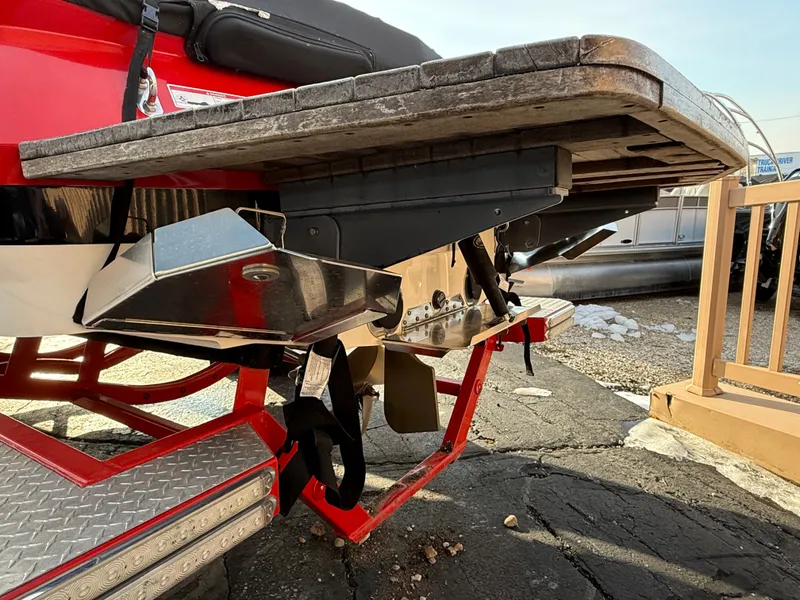 Slide: The Image of MasterCraft X2 2016 - 5